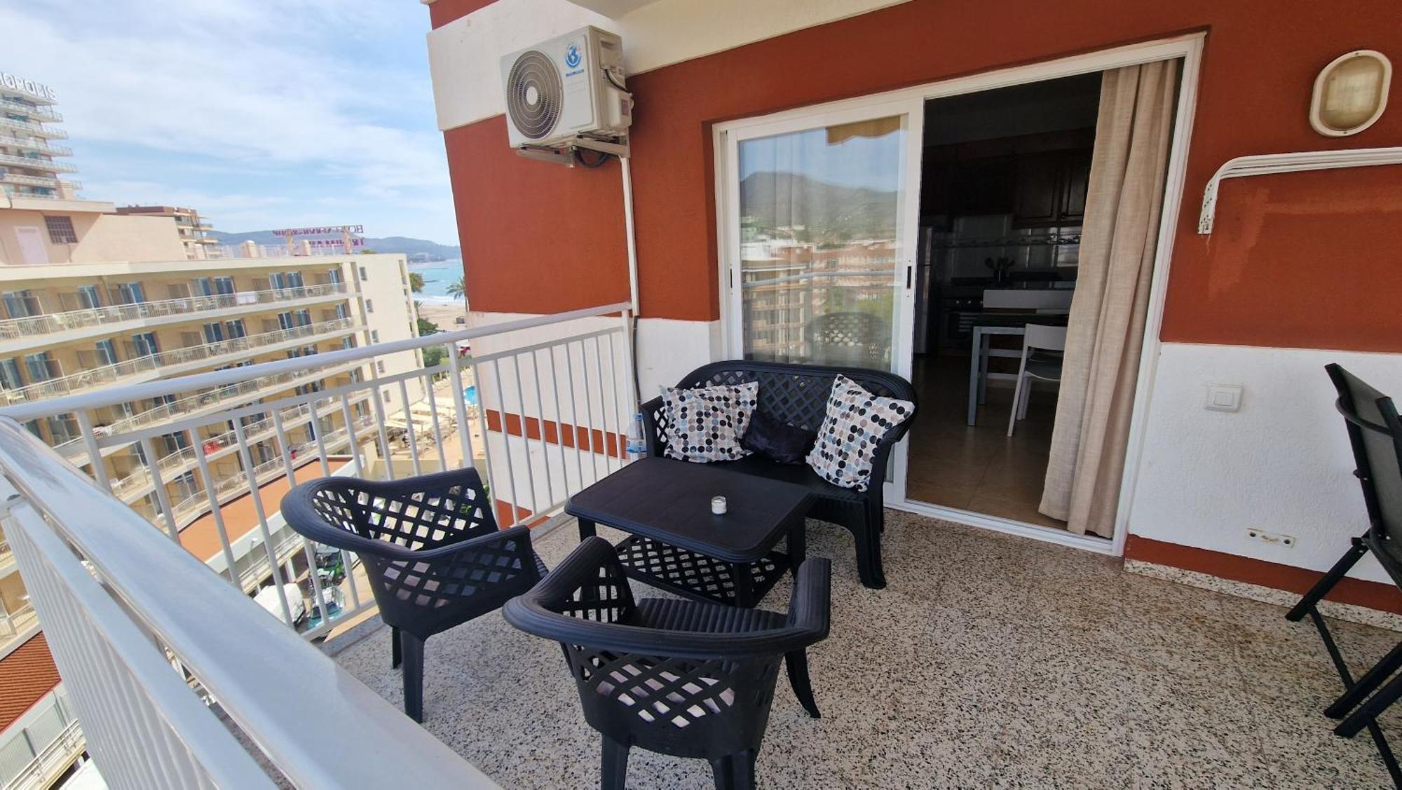 Apartamento De 1 Habitacion Frente Al Mar Y Con Piscina Apartment Benicassim Luaran gambar