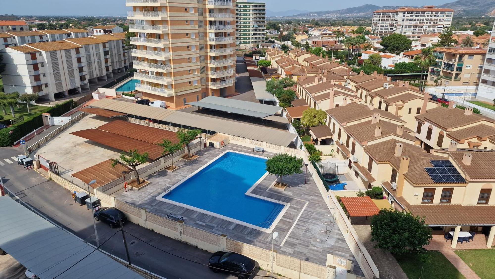 Apartamento De 1 Habitacion Frente Al Mar Y Con Piscina Apartment Benicassim Luaran gambar