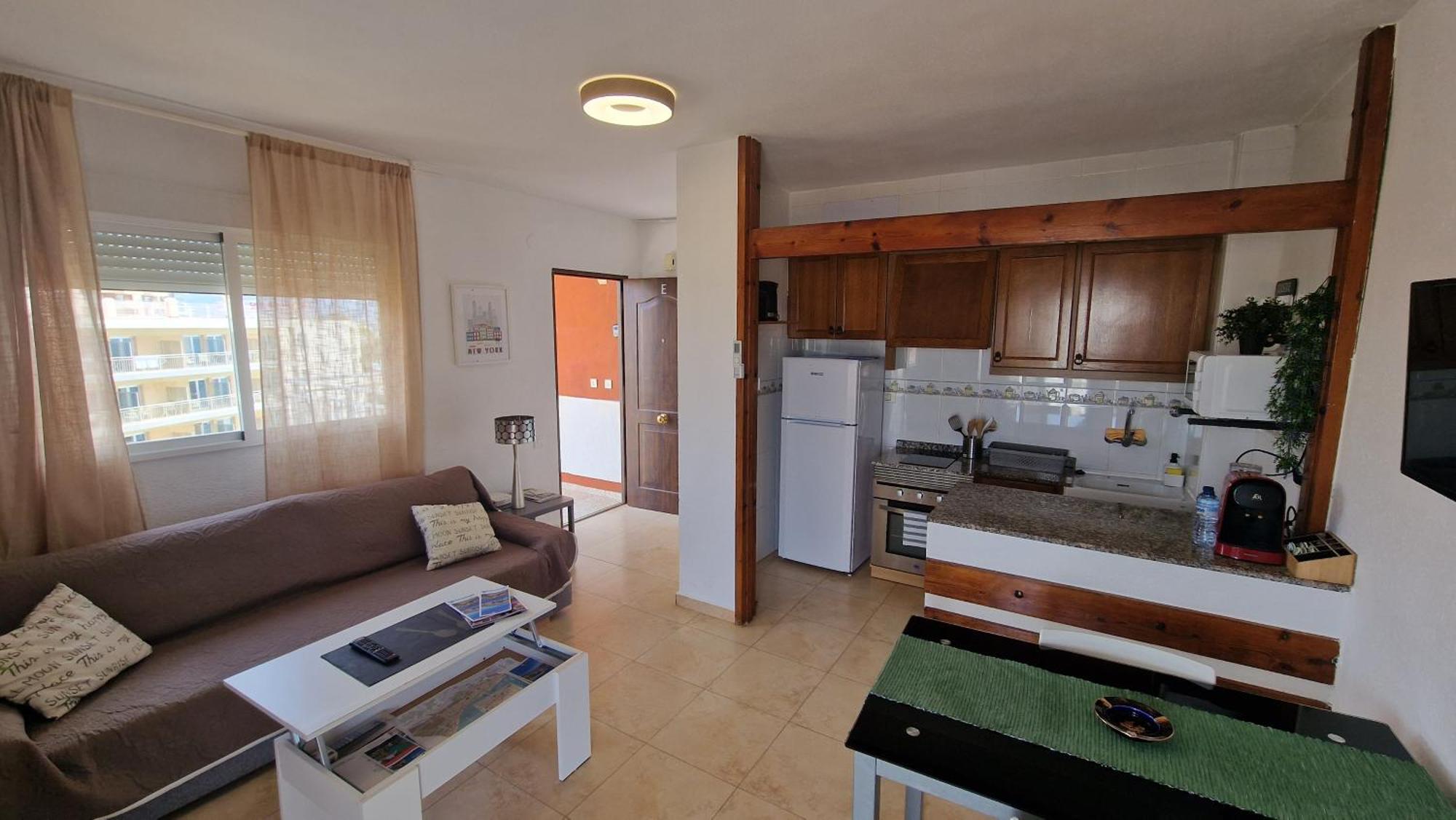 Apartamento De 1 Habitacion Frente Al Mar Y Con Piscina Apartment Benicassim Luaran gambar