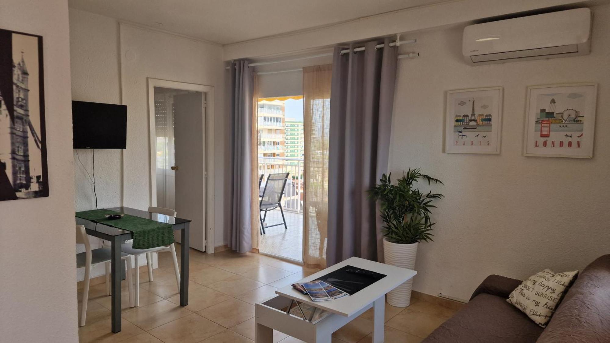 Apartamento De 1 Habitacion Frente Al Mar Y Con Piscina Apartment Benicassim Luaran gambar