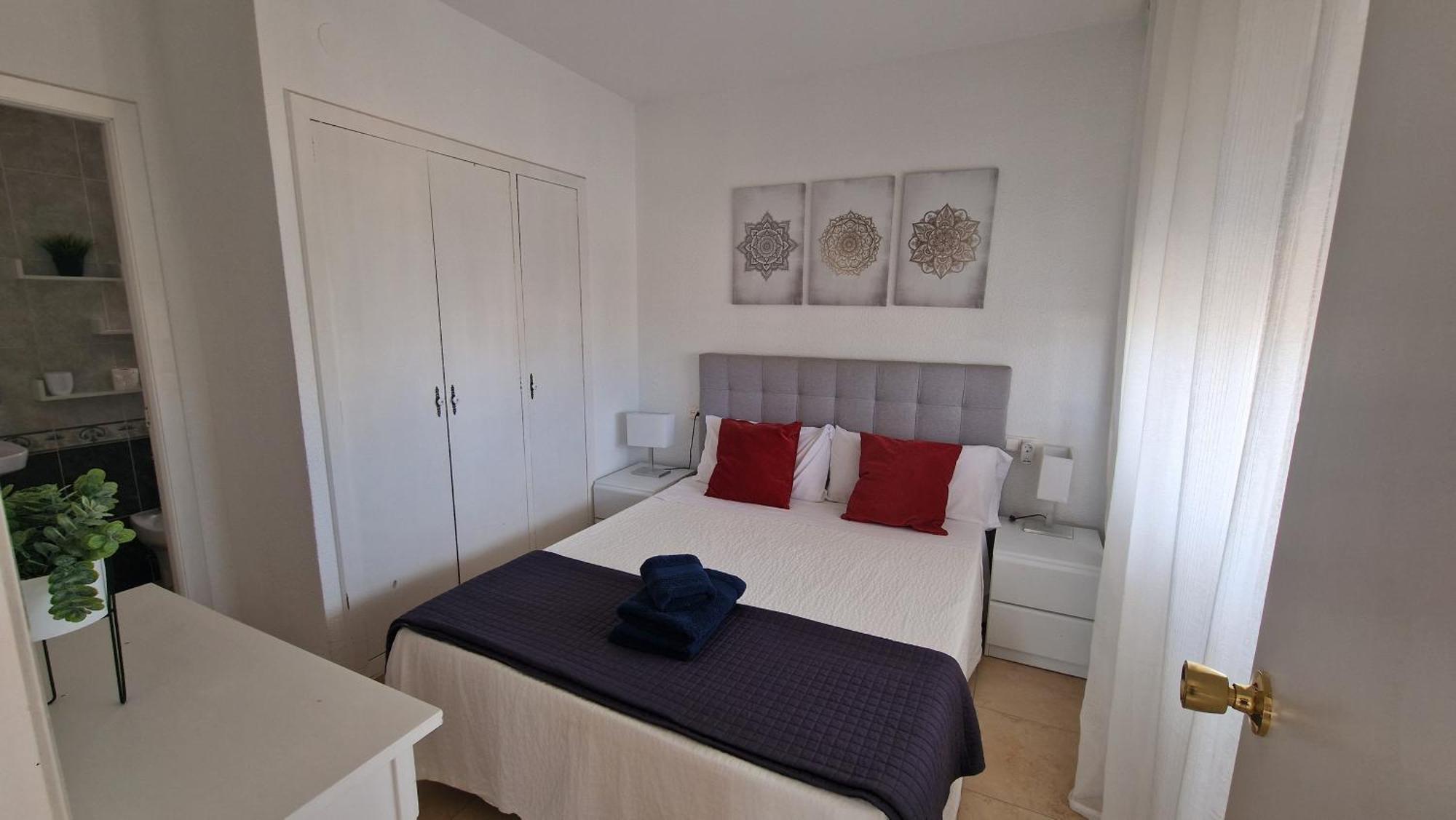 Apartamento De 1 Habitacion Frente Al Mar Y Con Piscina Apartment Benicassim Luaran gambar